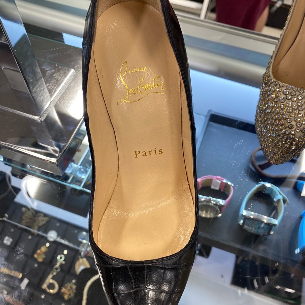 Christian Louboutin Shoes - Excellent Cond…